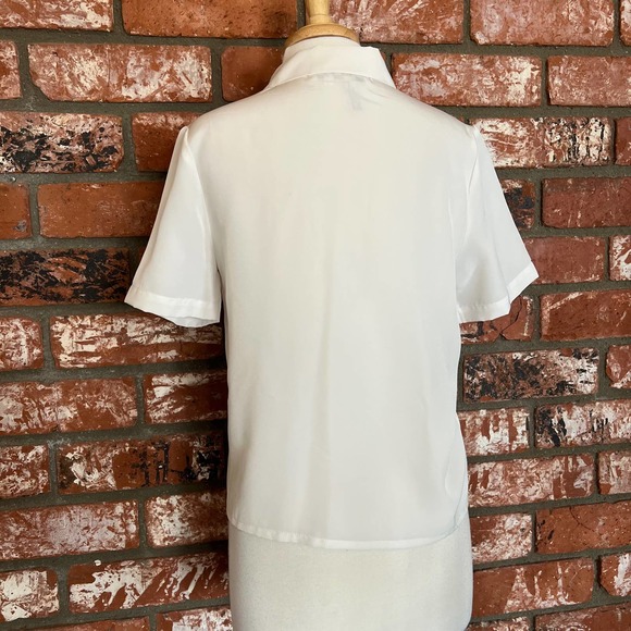White button up top - Picture 5 of 6